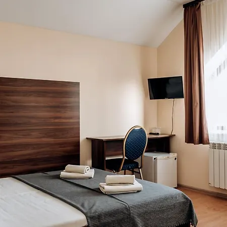 Kmeller 3* Brzuchowice